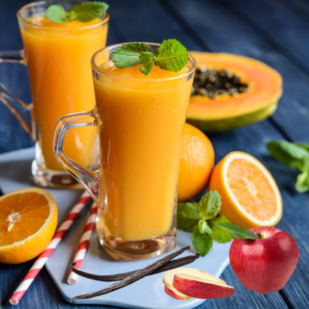Appelsin-, ble- og papaya-vanilje-smoothie